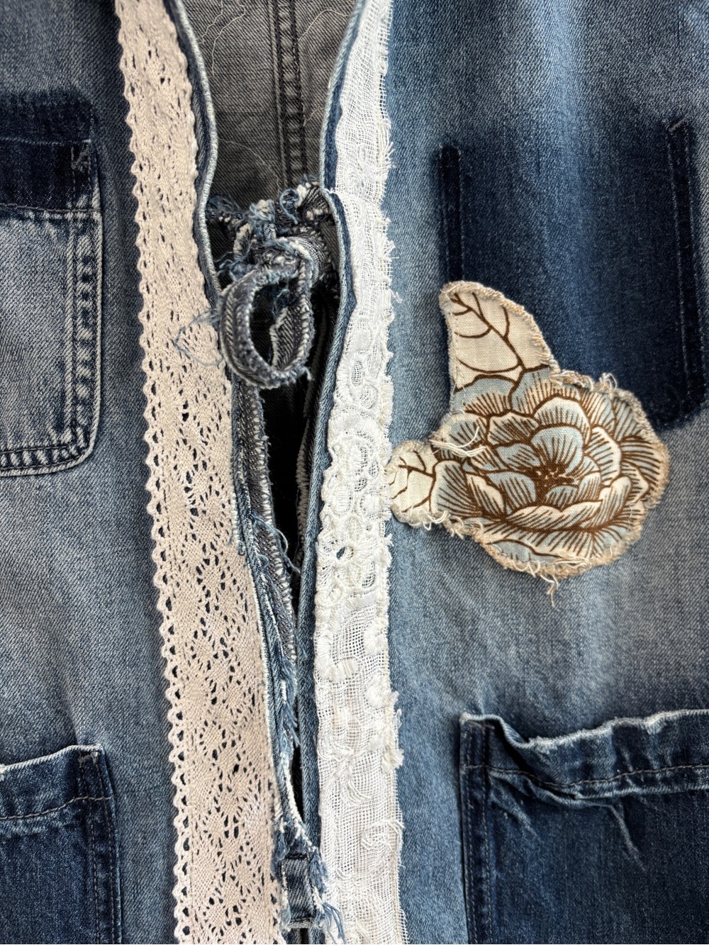 Upcycled Oversized Boho Lace Floral Appliqué Denim Jacket Shabby Chic M L XL - Picture 7 of 12